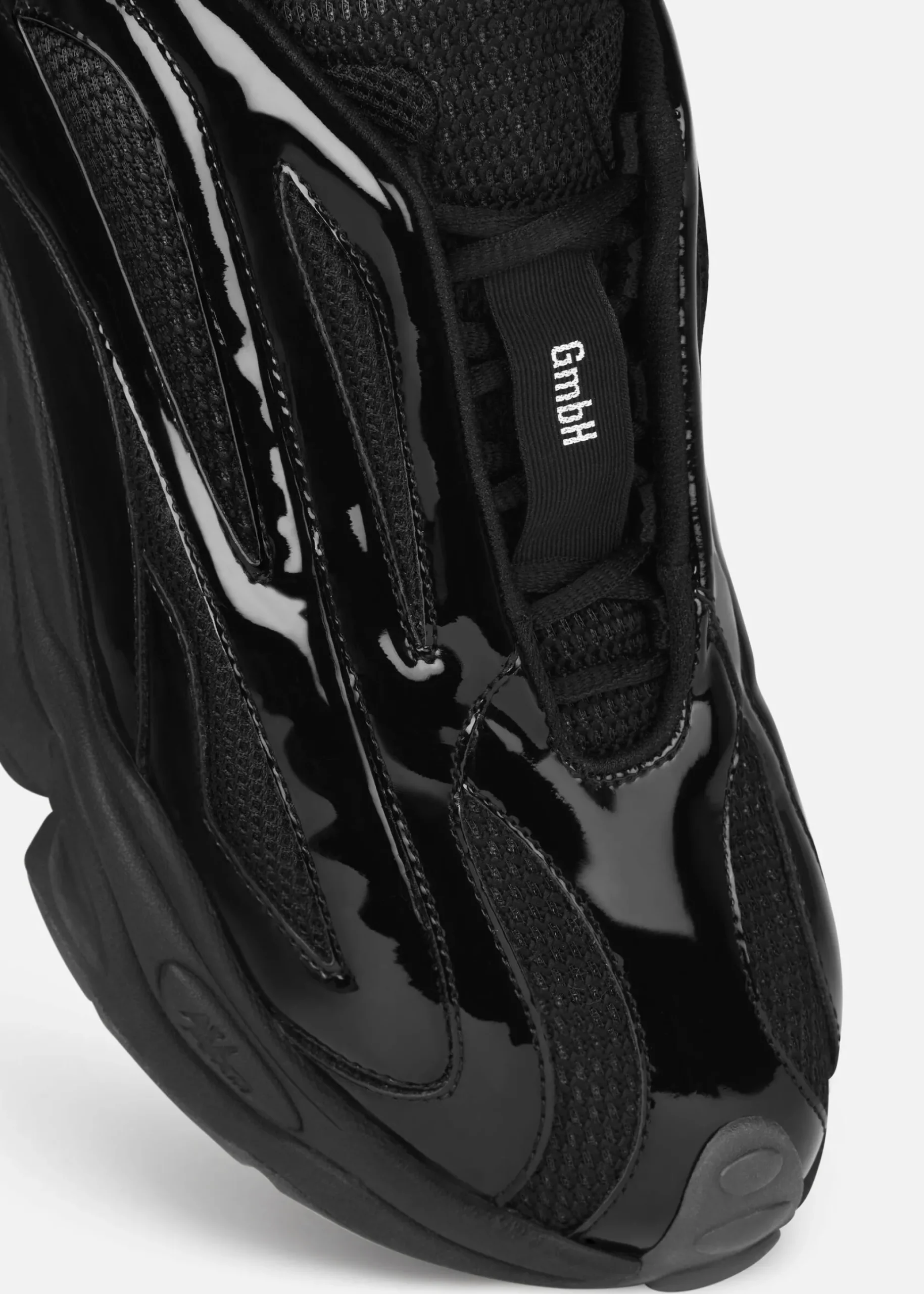AA x GmbH Sneaker