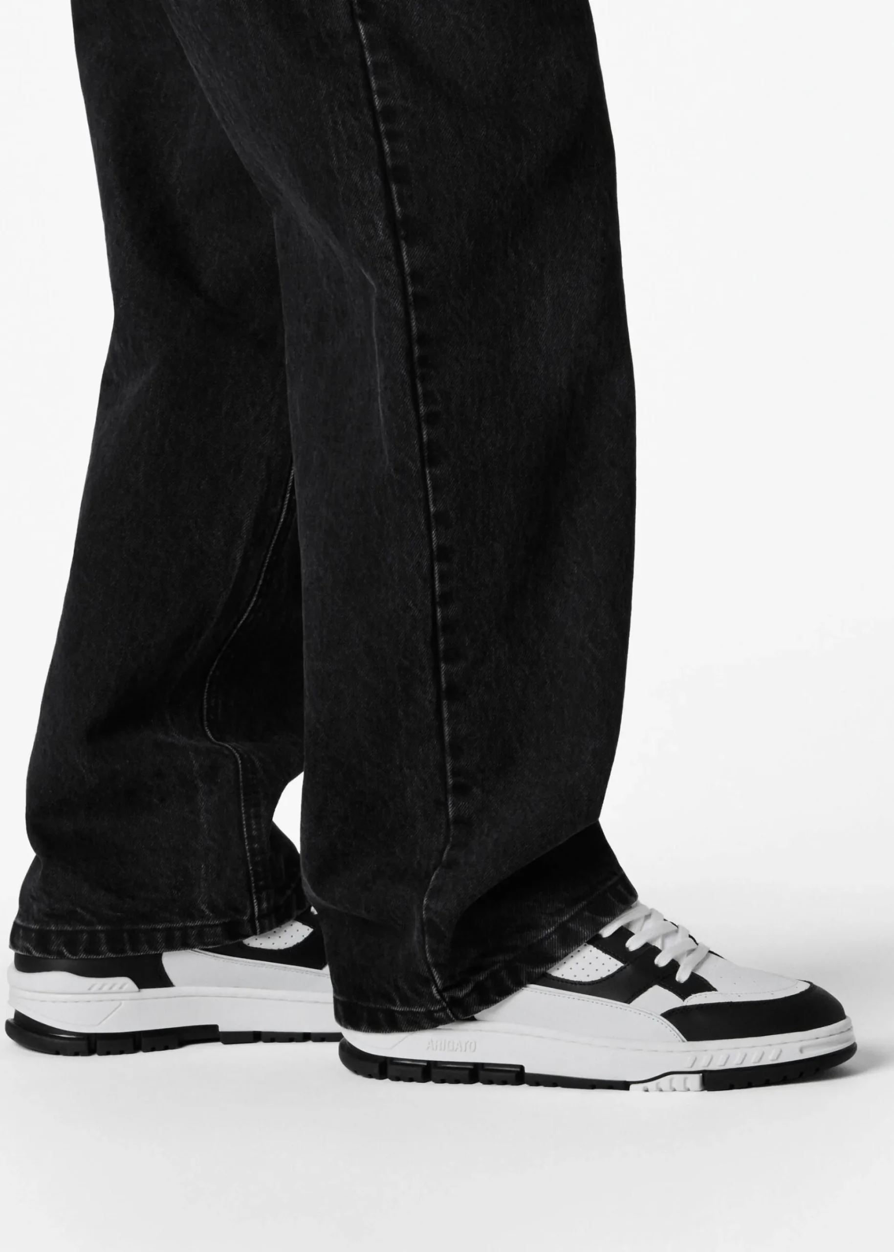 Area Lo Sneaker