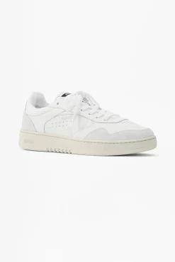 Arlo Sneaker