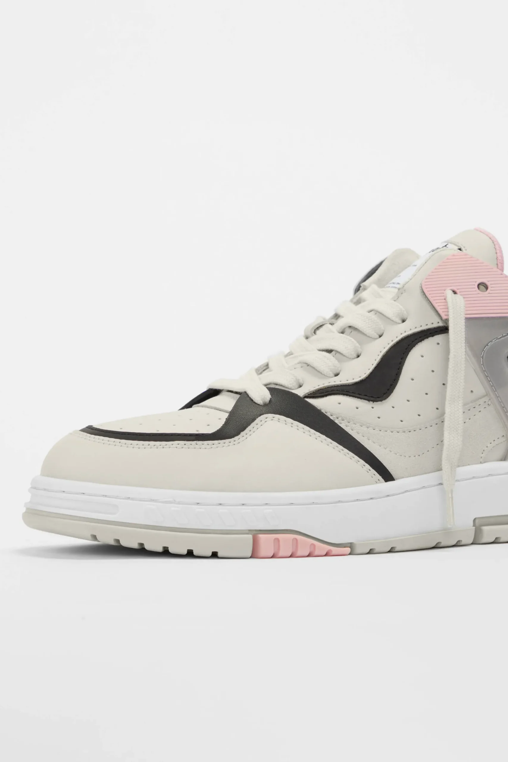 Astro Sneaker