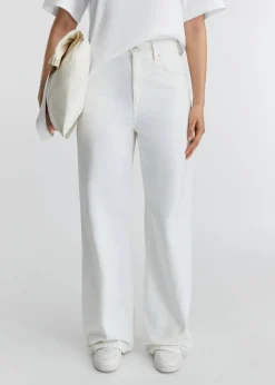 Clara Wide-Leg Jeans