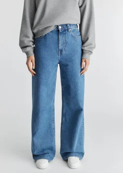 Clara Wide-Leg Jeans