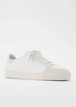 Clean 90 Triple Sneaker