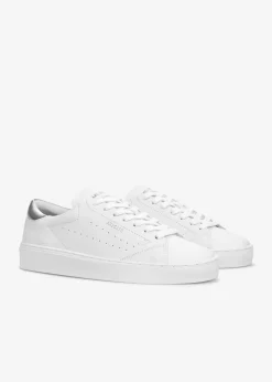 Court Sneaker