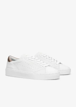 Court Sneaker