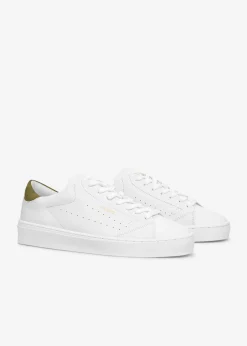 Court Sneaker