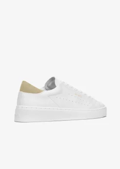 Court Sneaker