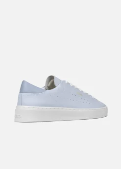 Court Sneaker