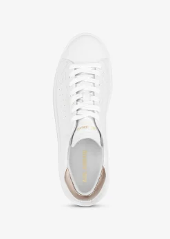 Court Sneaker