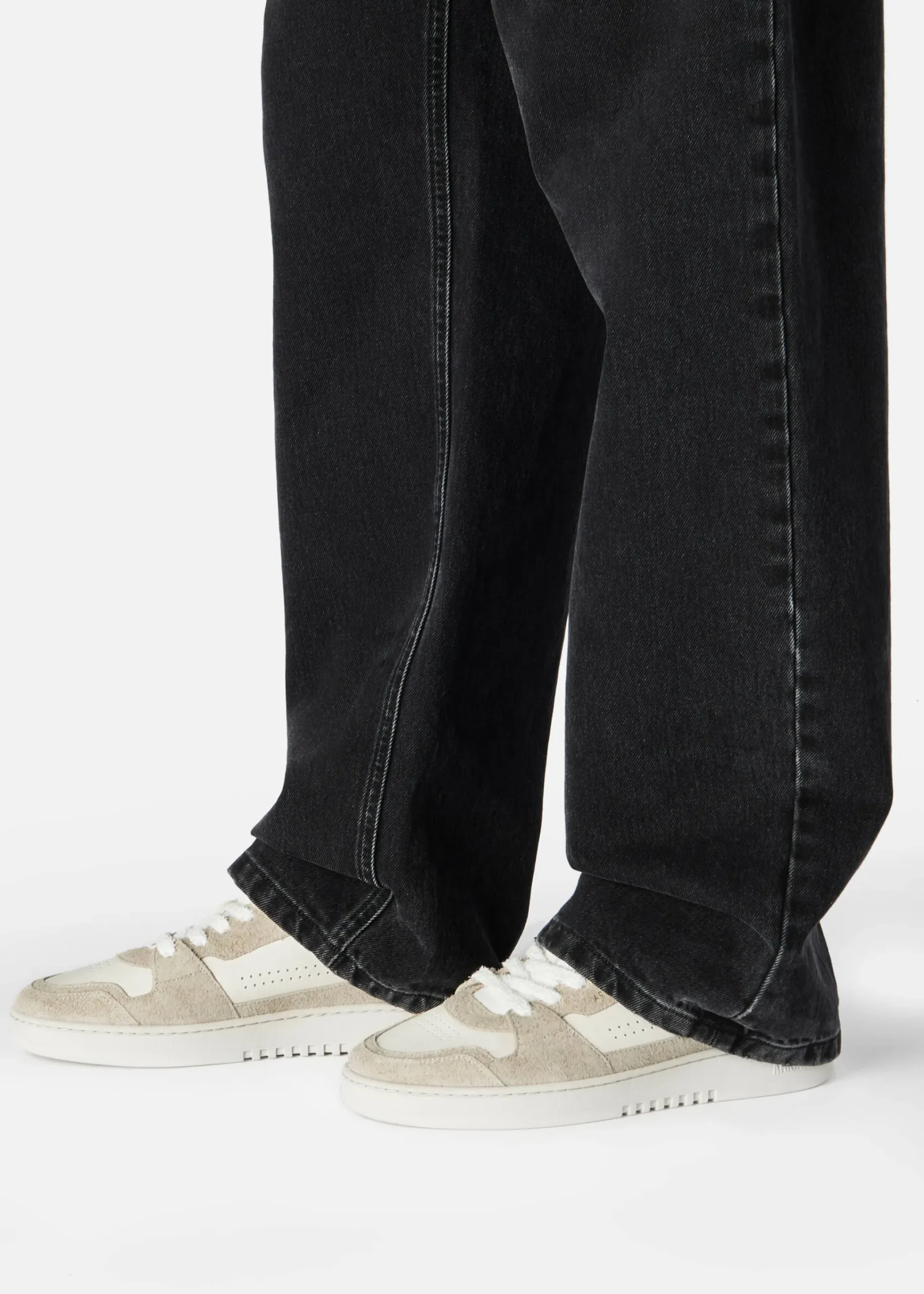 Dice Lo Fluffy Sneaker
