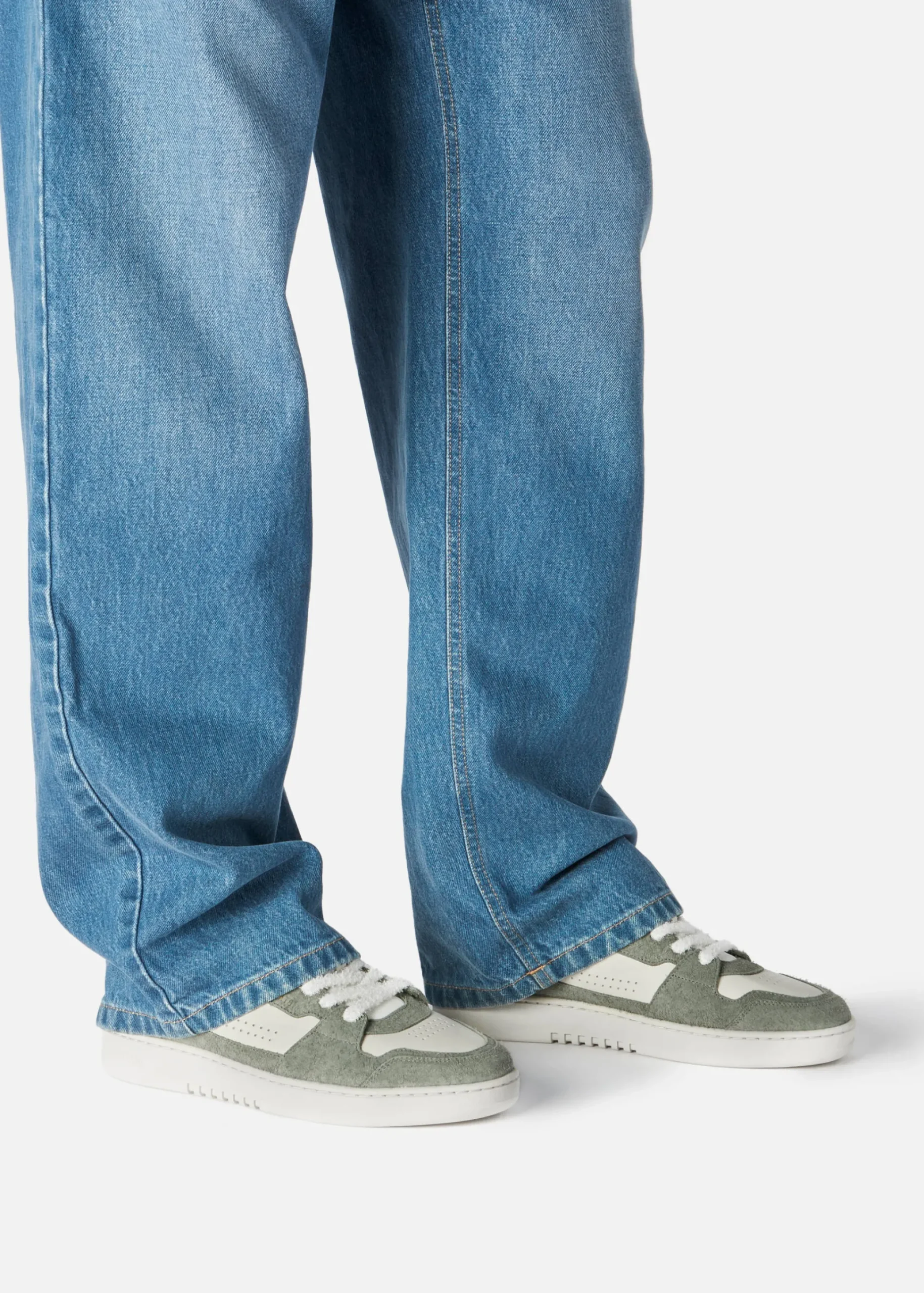 Dice Lo Fluffy Sneaker
