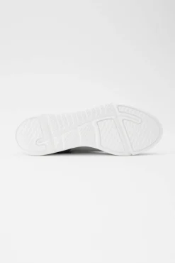 Genesis B Bird Runner