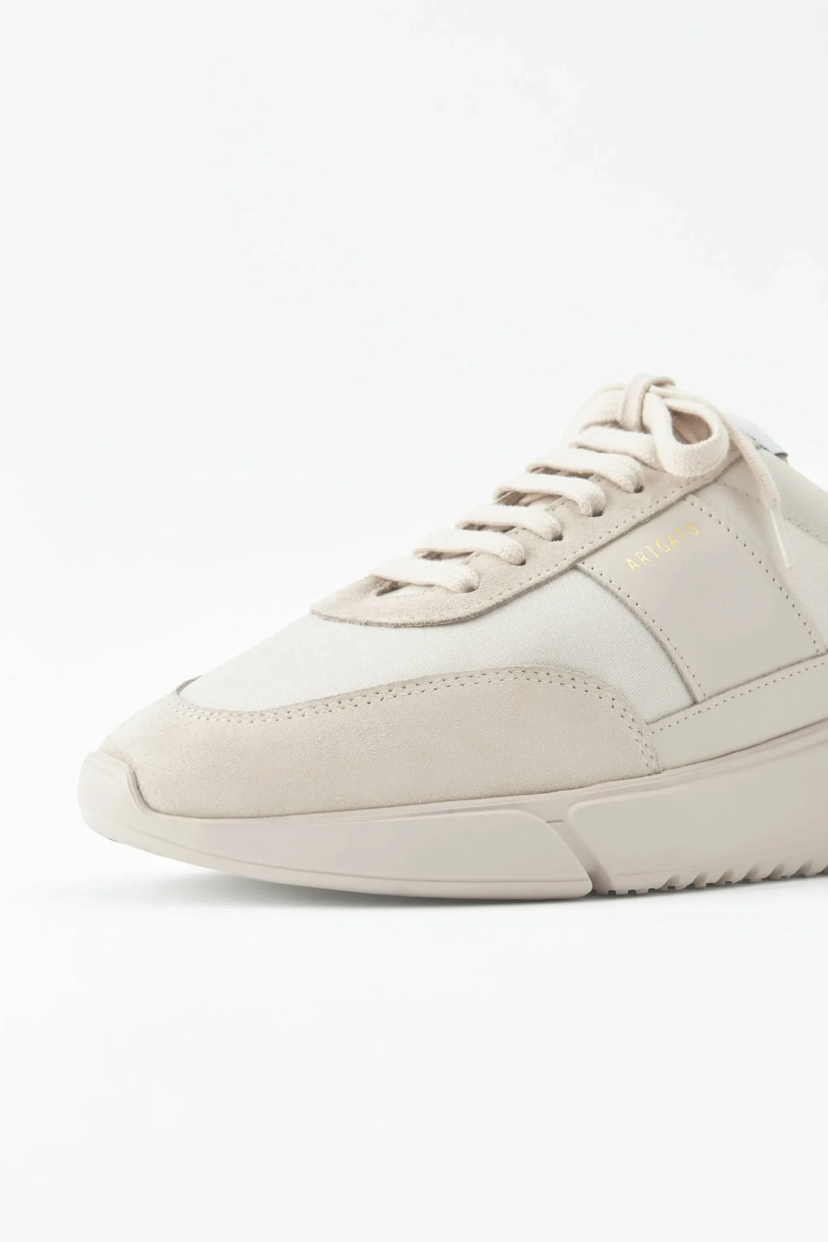 Genesis Vintage Runner