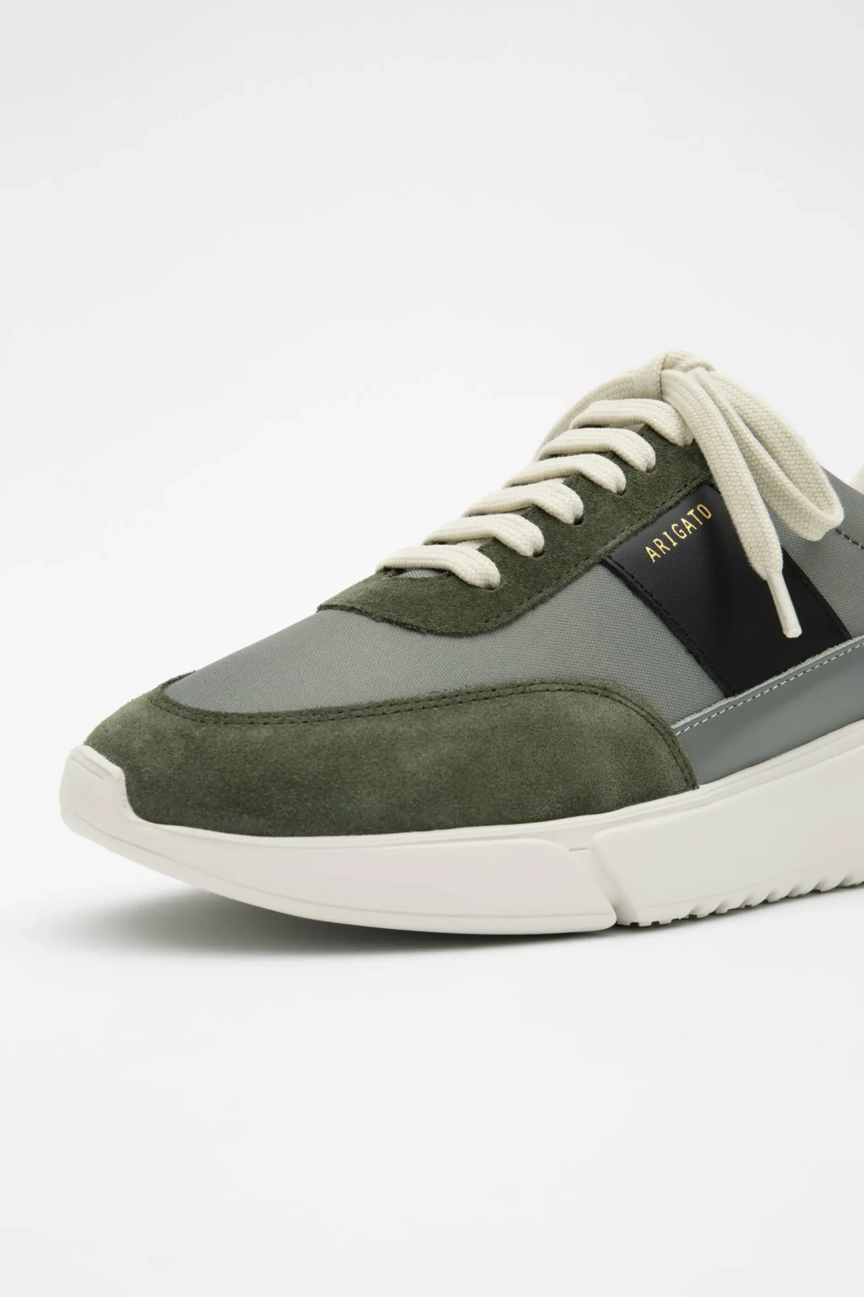Genesis Vintage Runner