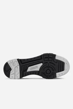 Onyx Sneaker