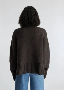 Remain Cropped Sweater