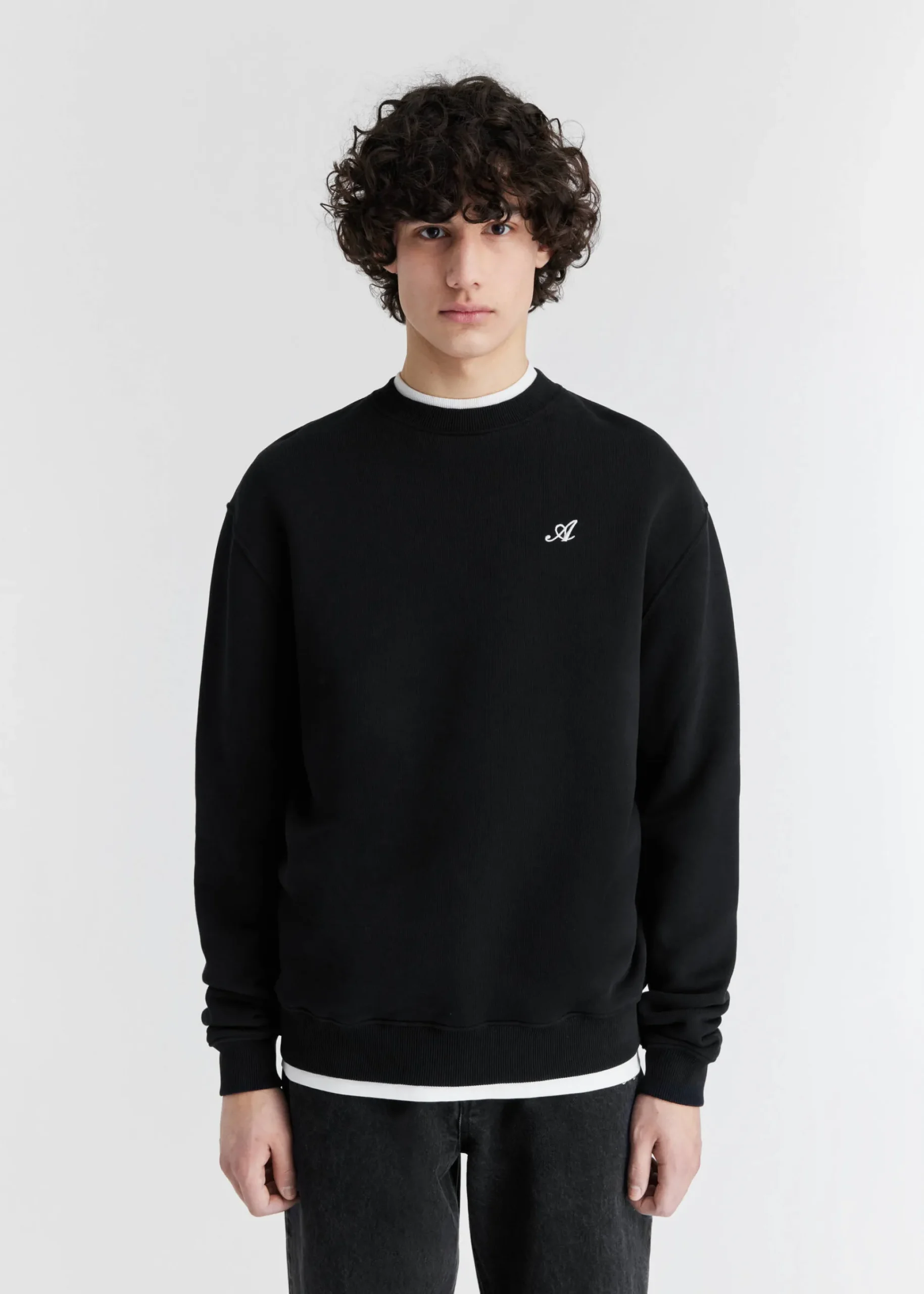 Signature Sweatshirt